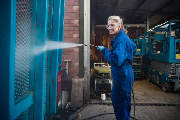 Best Factory Floor Cleaning  in East Uniontown, PA